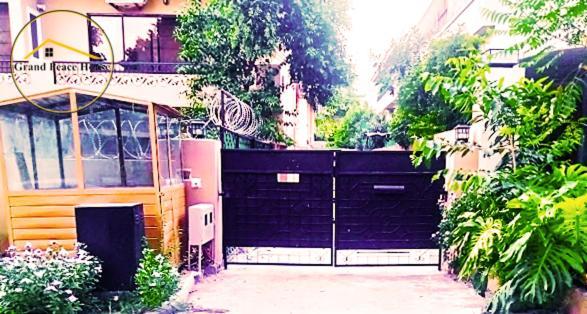 Grand Peace House II Bed & Breakfast Islamabad Exterior photo
